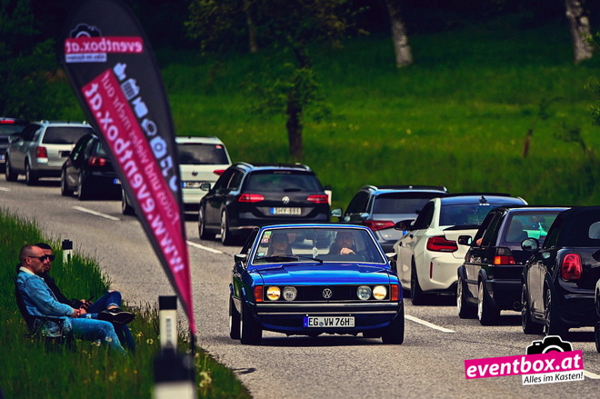 Beitragsbild zu: Gepfeffert-Tuningtreffen am Pyramidenkogel verursacht Stau auch ohne GTI Treffen!