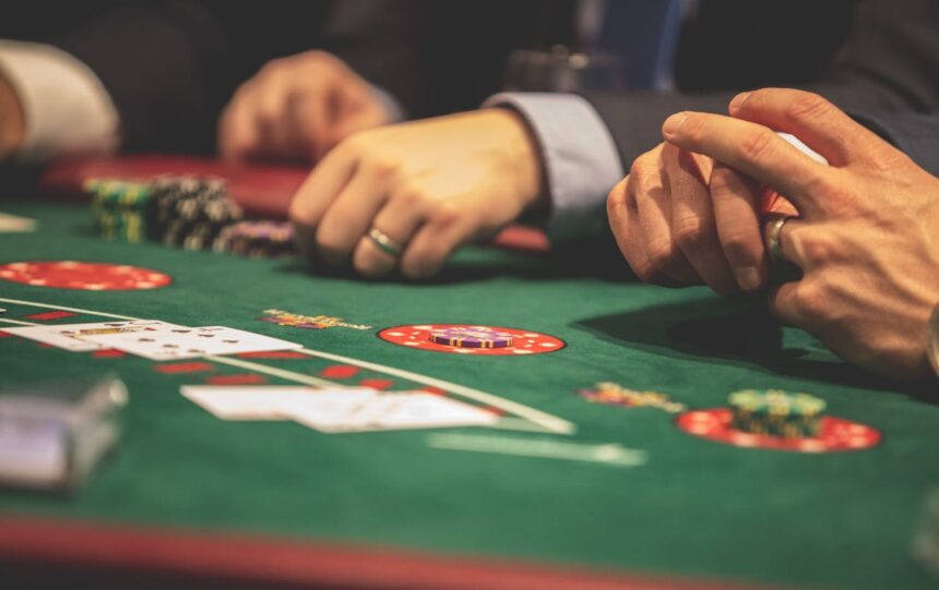 Beitragsbild zu: Wilds und Scatters Symbole: Die Slot-Features nach Casino Onlyspins Experten