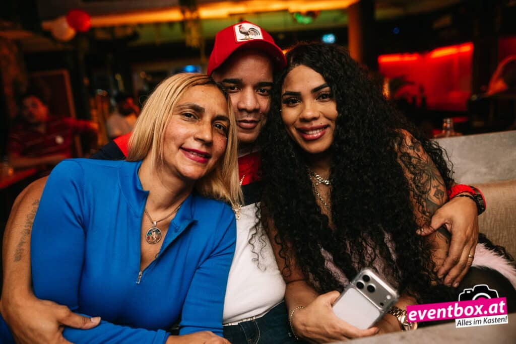 Foto aus dem Album „Valentines Party @ Rangoon Bar“