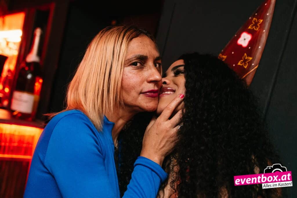Foto aus dem Album „Valentines Party @ Rangoon Bar“